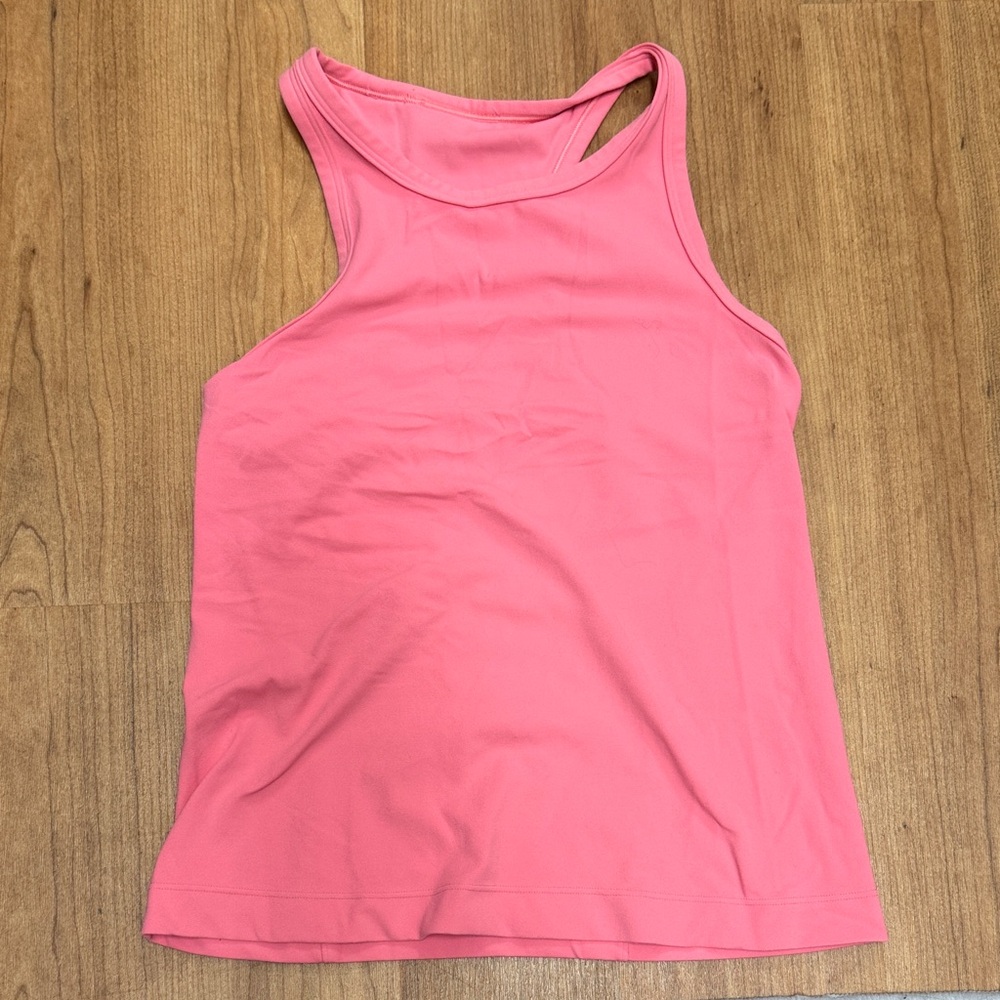 Lululemon tank !!
